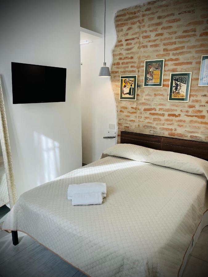 Whitehouse Apartman Bologna Kültér fotó