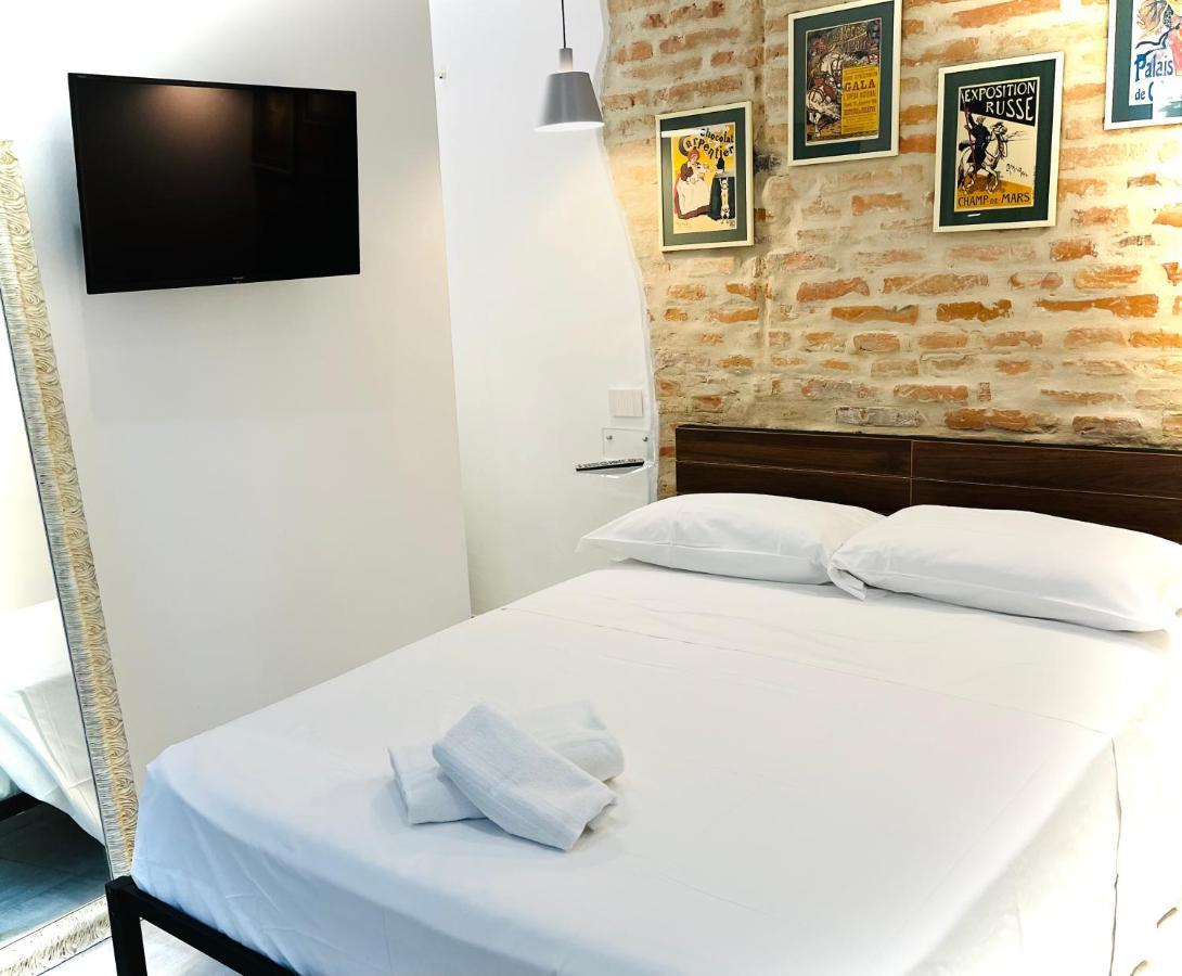 Whitehouse Apartman Bologna Kültér fotó